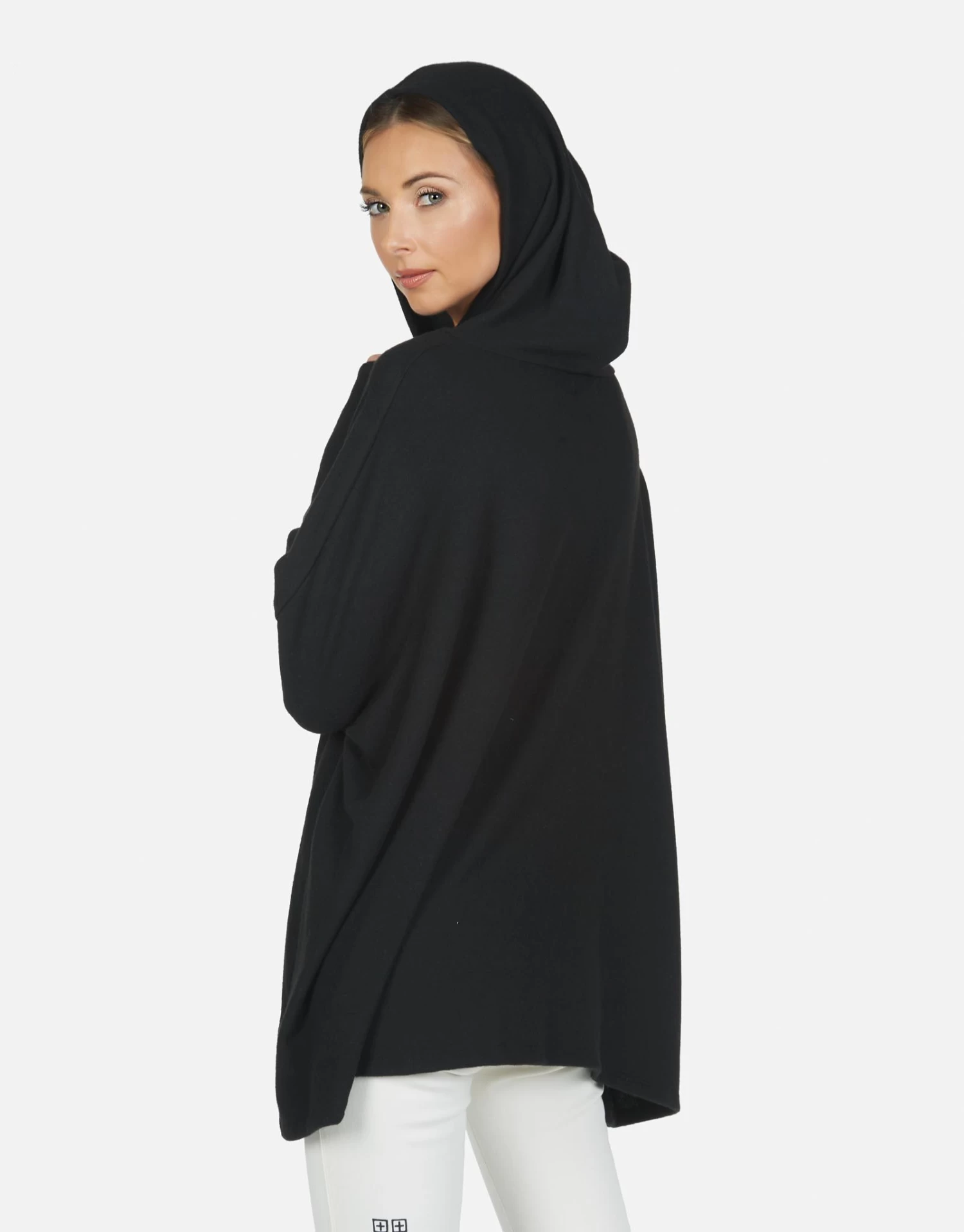 Wilma X Beaded Chain Skull 4 Wilma X Beaded Chain Skull - Image 2