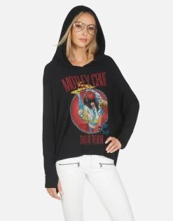 Wilma X Shout At The Devil