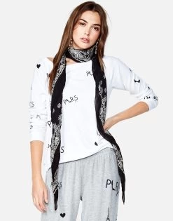 Brenna Allover Paris