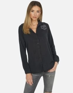 Sloane Nailhead Skull -dress and personal adornment 1221 LTW 23685 ONYX 02