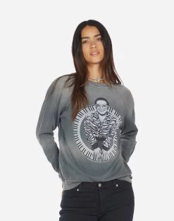 Anela Elton John Piano -dress and personal adornment 1337 FTL 14828 FDGPHT 05