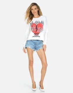 Lee X Def Leppard Heartbreak 26 Lee X Def Leppard Heartbreak -dress and personal adornment 1341 CCFG X14200 MLK 07