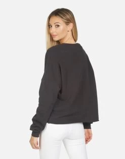 Lee Watercolor Eye 10 Lee Watercolor Eye -dress and personal adornment 1341 CSA 14096 ONX 02