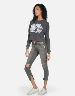 Lee 90210 -dress and personal adornment 1341 CSA 14144 PBK 03