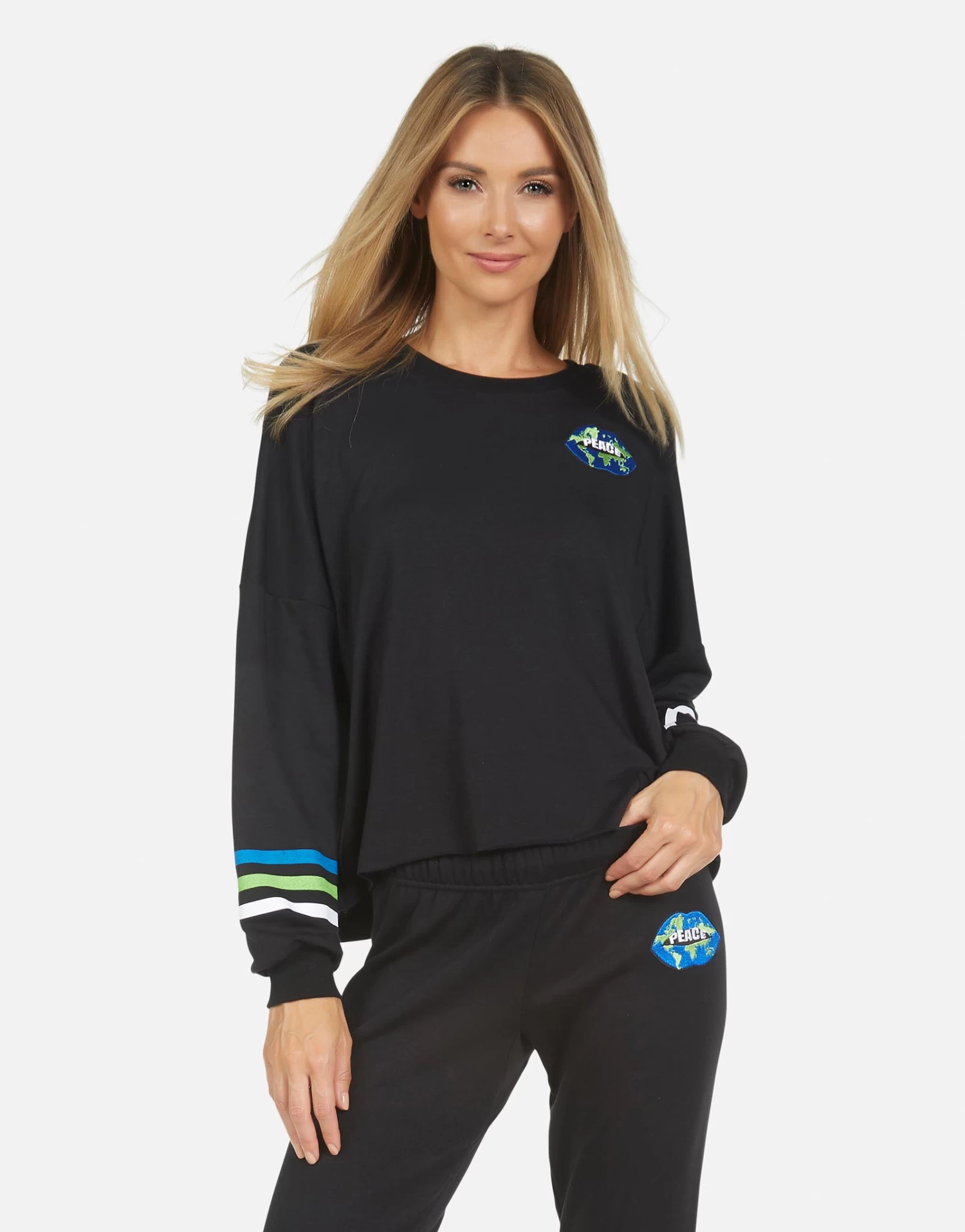 Lee World Peace Lips 7 Lee World Peace Lips - Image 5