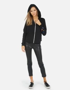 Destiny NY Hand Elements -dress and personal adornment 1369 FTL 24123 BLK 03