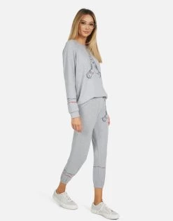 Alana Prayer Hands -dress and personal adornment 1381 HAC 14077 HEG 15