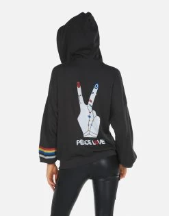 Kaliyah Peace Hand Elements