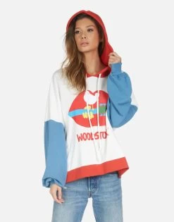 Antonia Woodstock Lip -dress and personal adornment 1446 FTL 14171 MBMB 07