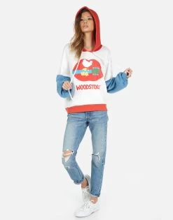 Antonia Woodstock Lip -dress and personal adornment 1446 FTL 14171 MBMB 08