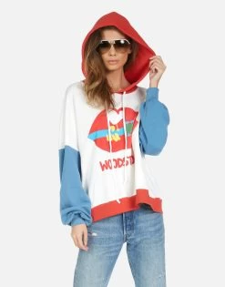 Antonia Woodstock Lip -dress and personal adornment 1446 FTL 14171 MBMB 09