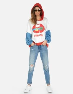 Antonia Woodstock Lip -dress and personal adornment 1446 FTL 14171 MBMB 10