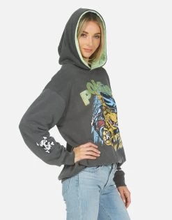 Letisha Poison Cat 14 Letisha Poison Cat -dress and personal adornment 1457 CSA 14301 PBSG 14