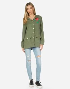 Ashanti Chain Roses 12 Ashanti Chain Roses -dress and personal adornment 1463 LTW 24340 MILTY 01