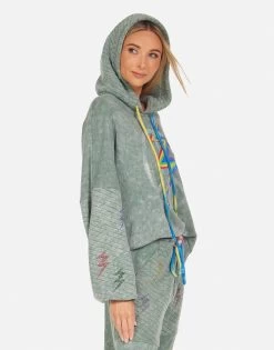 Serilda Crystal Lightning Peace -dress and personal adornment 1482 FTL 14409 MMPTD 08