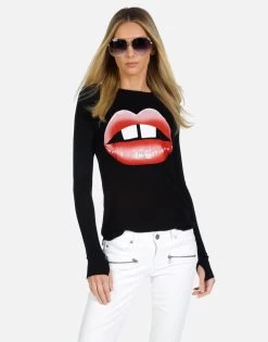 McKinley X Gap Tooth Lips -dress and personal adornment 2158 THR X13401 BLK 02 098b0549 a959 47a7 a01c a41e1467c1e8