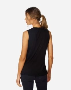 Kinzington Geo Tiger -dress and personal adornment 2172 TNC 14573 BLK 03