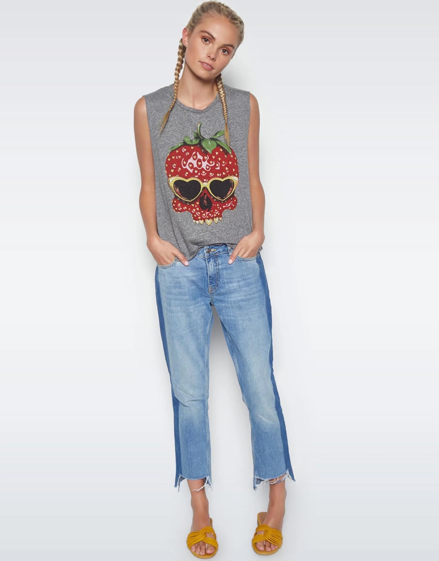 Kel Strawberry Skull 4 Kel Strawberry Skull - Image 2