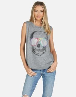 Kel Cool Skull -dress and personal adornment 2190 VPR 13709 HEG 03