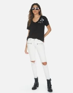 Elara Guitar Bear 14 Elara Guitar Bear -dress and personal adornment 2319 TNC 24233 BLK 02