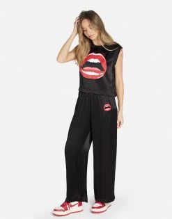 Martina Red Open Lip -dress and personal adornment 2365 SAR 14977 BLK 04