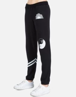 Gia Skull Yin Yang -dress and personal adornment 4009 CSA 12653 BLK skull ying yang tee lauren moshi 03