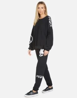 Gia Skull Peace Hand 13 Gia Skull Peace Hand -dress and personal adornment 4009 CSA 13783 BLK 02