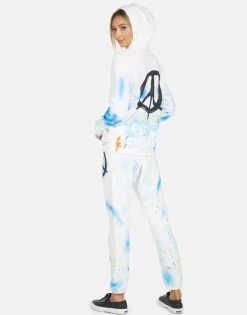 Gia Brush Peace 11 Gia Brush Peace -dress and personal adornment 4009 CSA 13856 WHTPS 04