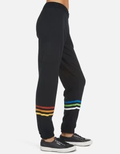 Gia World Eye Love 16 Gia World Eye Love -dress and personal adornment 4009 CSA 14028 BLK 05