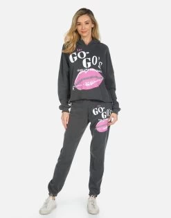 Gia The Go-Go's -dress and personal adornment 4009 CSA 14253 PBK 03