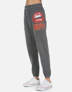 Tanzy Kiss Lip 20 Tanzy Kiss Lip -dress and personal adornment 4031 FTL 14198 PBK 03