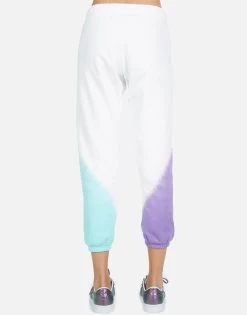 Alana Pretty Hummingbird -dress and personal adornment 4035 CSA 13729 PTOMB 07