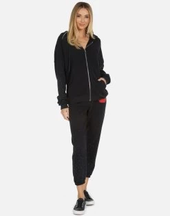 Alana Red Lip -dress and personal adornment 4035 CSA 13795 BLK 02