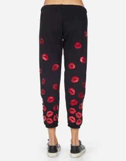 Alana Red Foil Scattered Lips -dress and personal adornment 4035 CSA 34660 BLK 02