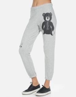 Alana Guitar Bear -dress and personal adornment 4035 FTG 14235 HEG 03