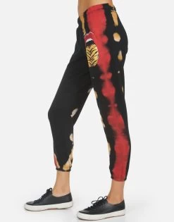 Alana Tiger Tongue -dress and personal adornment 4035 FTL 14108 FSTP 10