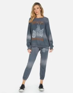 Alana Moshi Ride -dress and personal adornment 4035 FTL 14271 FDGPHT 01