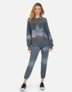 Alana Moshi Ride -dress and personal adornment 4035 FTL 14271 FDGPHT 02