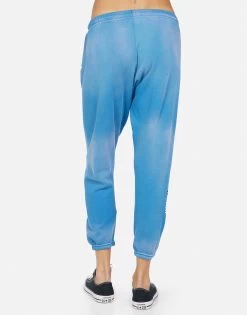 Alana Elements Heart -dress and personal adornment 4035 FTL 14606 FDRPT 03