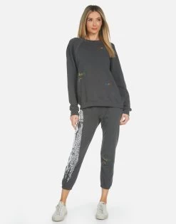 Alana Hippie Girl 20 Alana Hippie Girl -dress and personal adornment 4035 FTL 34291 PBK 07