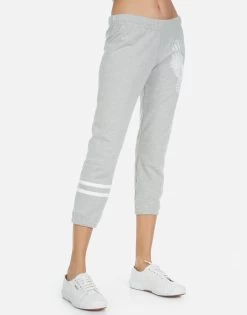 Alana Moshi Eagle -dress and personal adornment 4035 GSA 14219 HEG 07