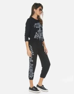 Alana I'm A Mess 20 Alana I'm A Mess -dress and personal adornment 4035 HAC 34221 BLK 05