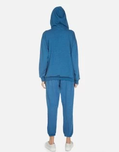 Alana Rainbow Lightning Eye -dress and personal adornment 4035 INT 14243 RPTDE 02 1500x1500 a0a8e984 f992 4685 ab58 738904bcdb48