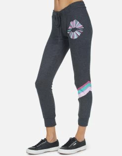 Kizzy Rainbow Ray Lip -dress and personal adornment 4056 HAC 13667 HEB 06