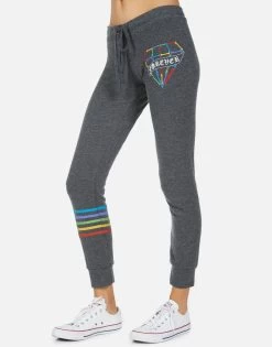 Kizzy Bone Diamond -dress and personal adornment 4056 HAC 13926 HEB 03