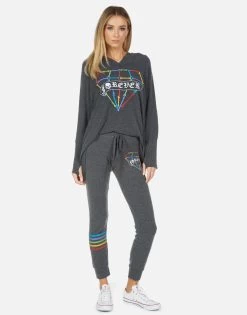 Kizzy Bone Diamond -dress and personal adornment 4056 HAC 13926 HEB 06