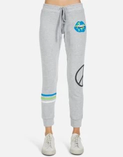 Kizzy World Peace Lips