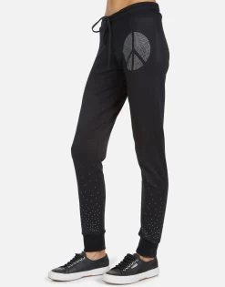 Jess Crystal Peace 9 Jess Crystal Peace -dress and personal adornment 4074 MSF 13738 BLK 02