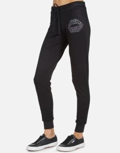 Jess Sprinkle Lip 10 Jess Sprinkle Lip -dress and personal adornment 4074 MSF 13790 BLK 05