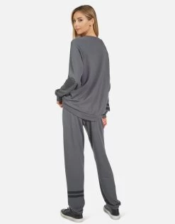 Brynn World Needs Love -dress and personal adornment 4092 MSF 14032 LTONX 02